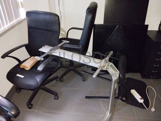 Equipamentos de Escritório · Diversos