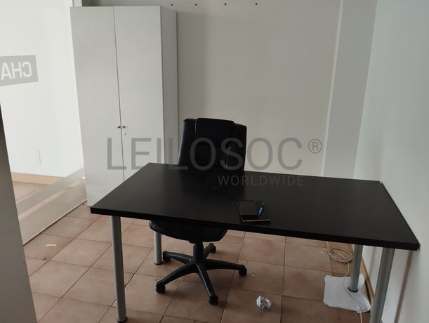 Equipamentos de Escritório · Diversos