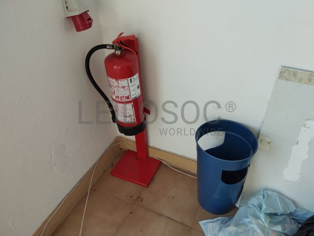 Equipamentos de Escritório · Diversos