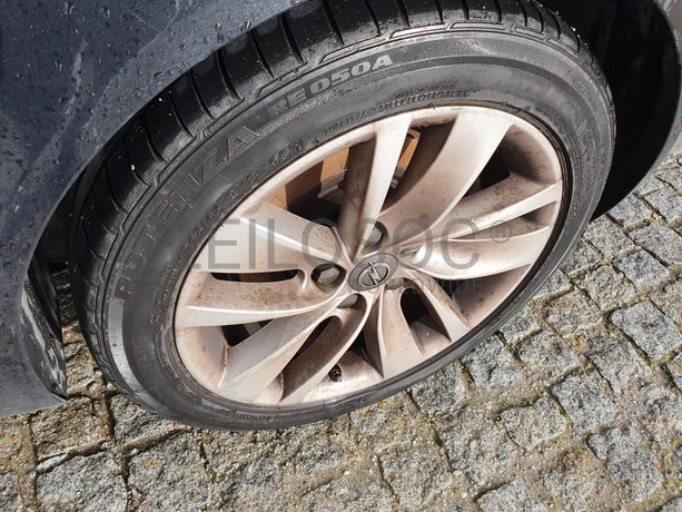 Opel Insígnia Sports Tourer SW · Ano 2014