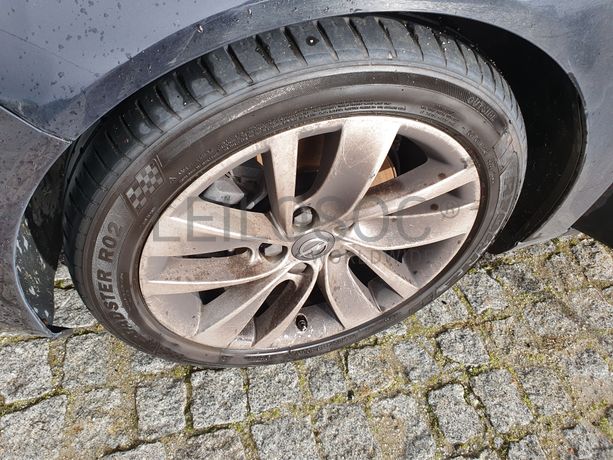 Opel Insígnia Sports Tourer SW · Ano 2014