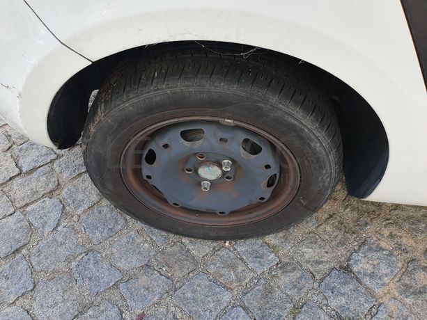 Seat Ibiza · Ano 2013