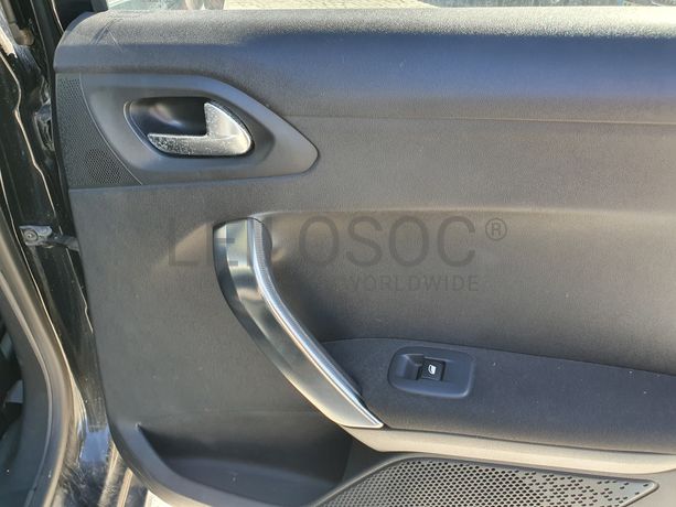 Peugeot 2008 · Ano 2015