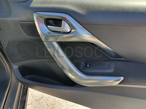 Peugeot 2008 · Ano 2015