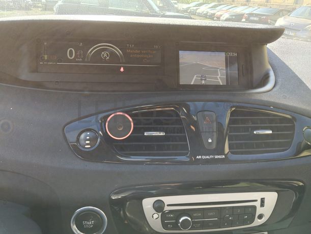 Renault Mégane Scénic · Ano 2012