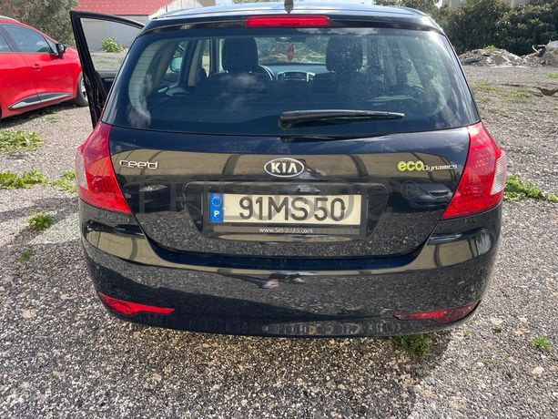 Kia Ceed 1.6 CRDI · Ano 2012