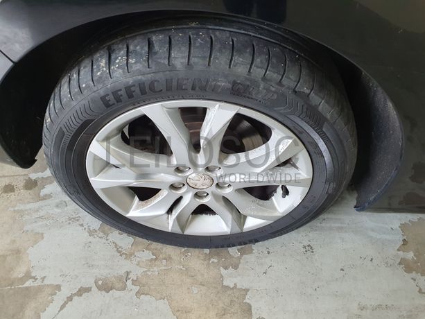 Peugeot 508 1.6 HDI · Ano 2011