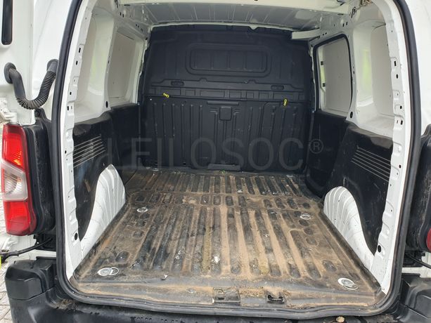 Peugeot Partner · Ano 2019