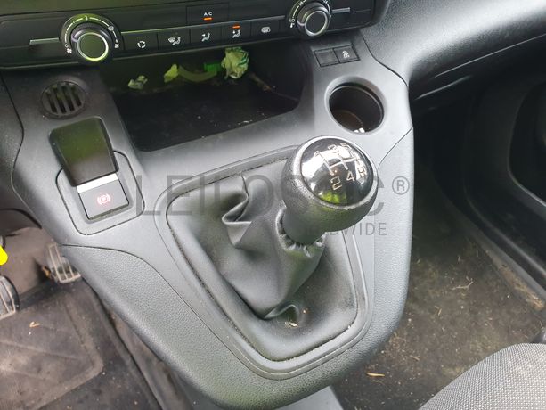 Peugeot Partner · Ano 2019