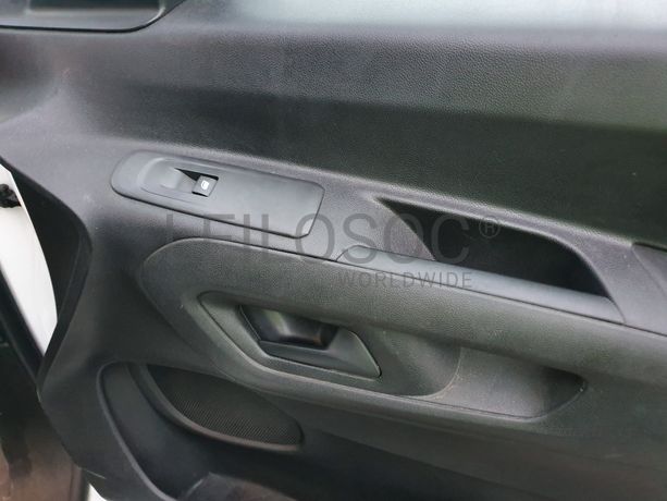 Peugeot Partner · Ano 2019