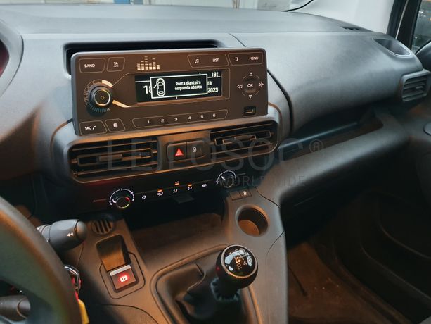 Peugeot Partner · Ano 2019