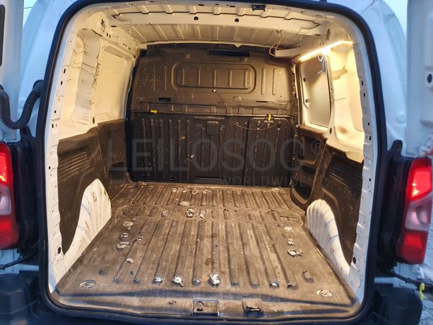 Peugeot Partner · Ano 2019