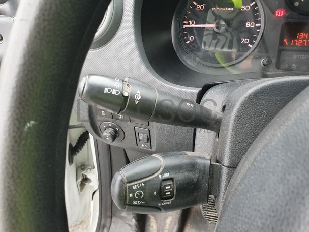 Peugeot Partner · Ano 2017