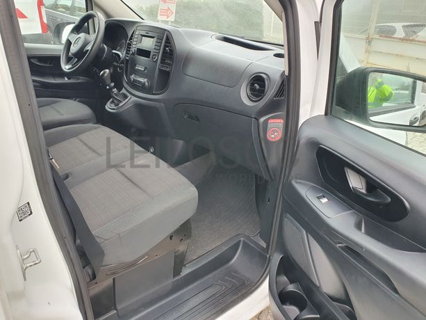 Mercedes-Benz Vito · Ano 2016
