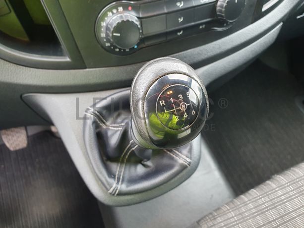 Mercedes-Benz Vito · Ano 2016