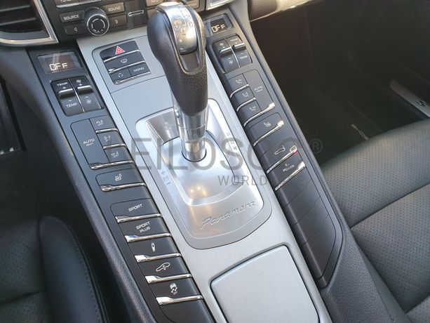 Porsche Panamera S Hybrid · Ano 2012