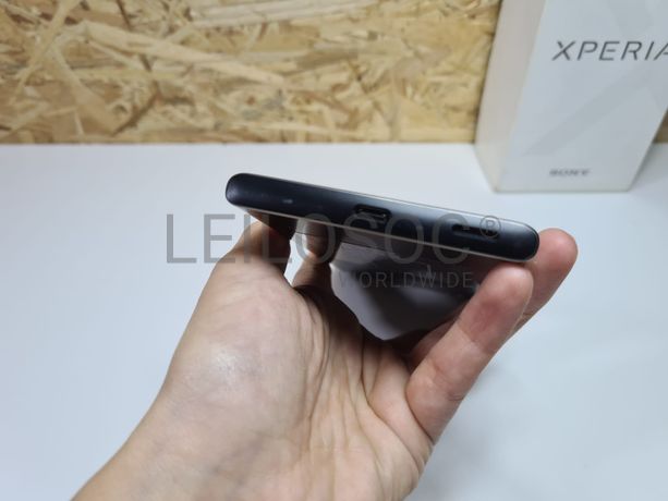 Telemóvel Sony XPERIA XA1 Plus