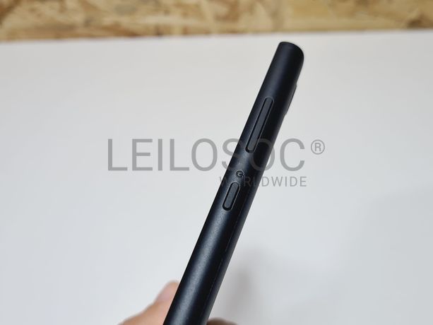 Telemóvel Sony XPERIA L1