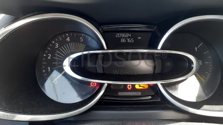 Renault Clio IV Grandtour DCI · Ano 2014