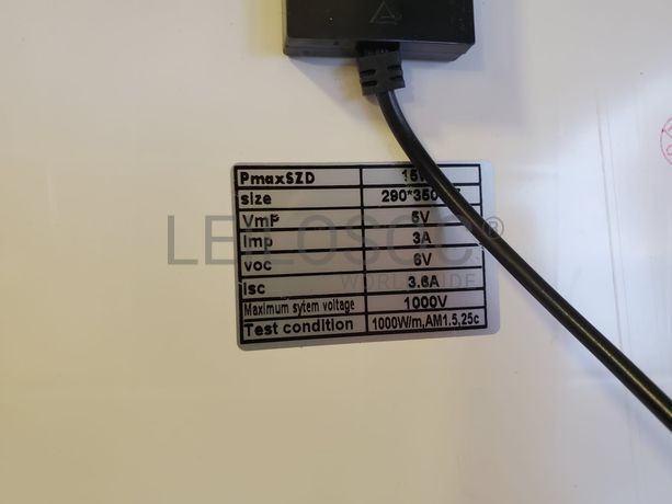 Foco Led e Painel Solar