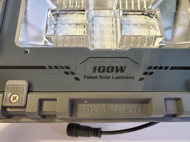 Foco Led e Painel Solar