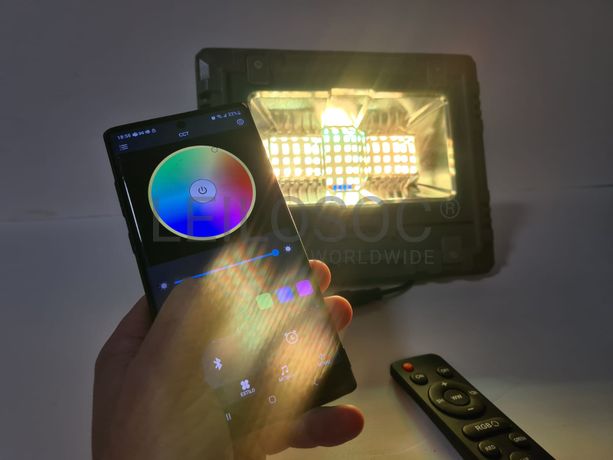 Foco Led e Painel Solar