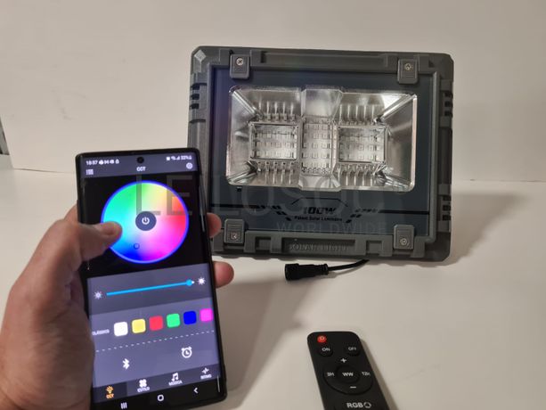 Foco Led e Painel Solar