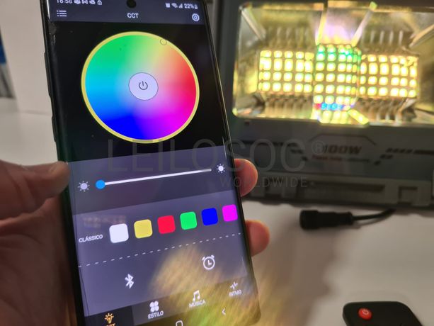 Foco Led e Painel Solar