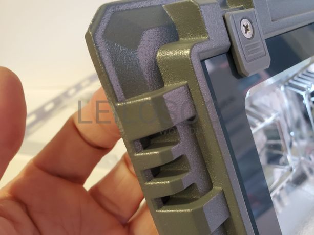 Foco Led e Painel Solar