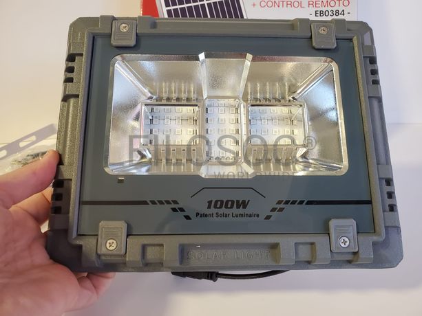 Foco Led e Painel Solar