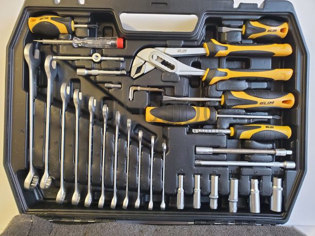 Caixa Ferramentas com Ferramentas