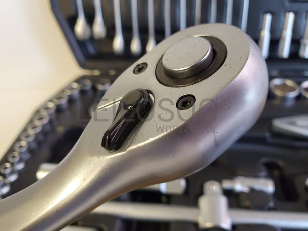 Caixa Ferramentas com Ferramentas