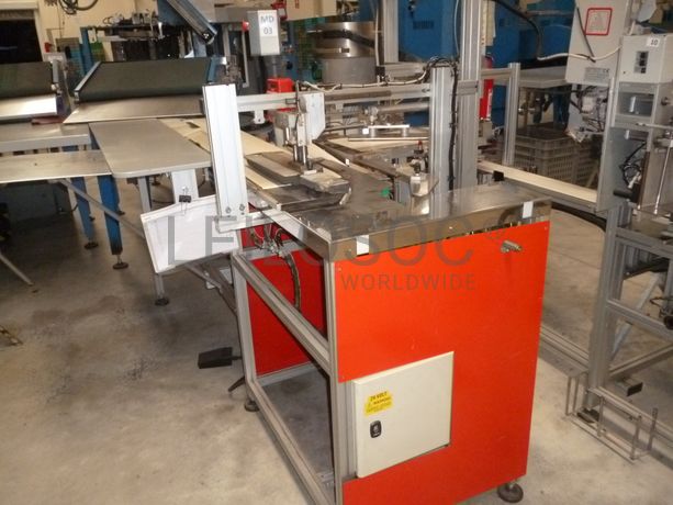 Lotes 12 a 43 - Máquinas Têxteis e Equipamentos