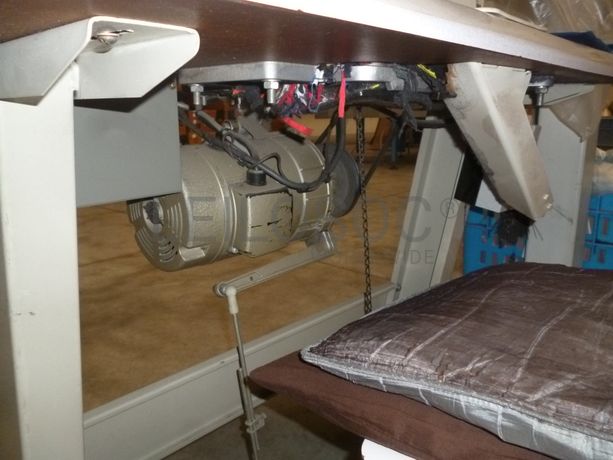 Lotes 12 a 43 - Máquinas Têxteis e Equipamentos