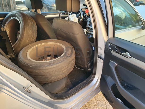 Volkswagen Passat · Ano 2016