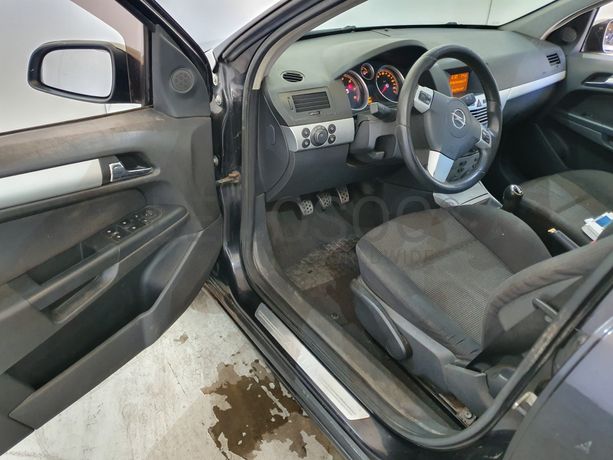 Opel Astra 1.7 CDTI · Ano 2008