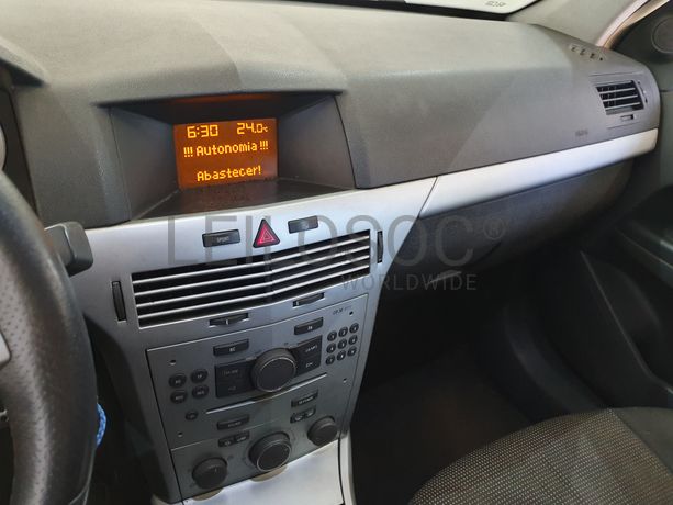 Opel Astra 1.7 CDTI · Ano 2008