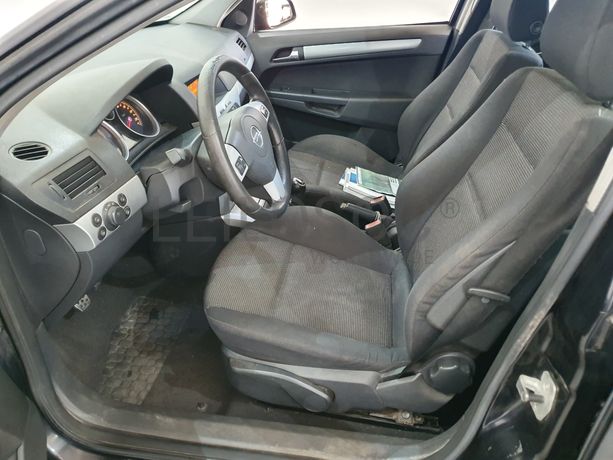 Opel Astra 1.7 CDTI · Ano 2008