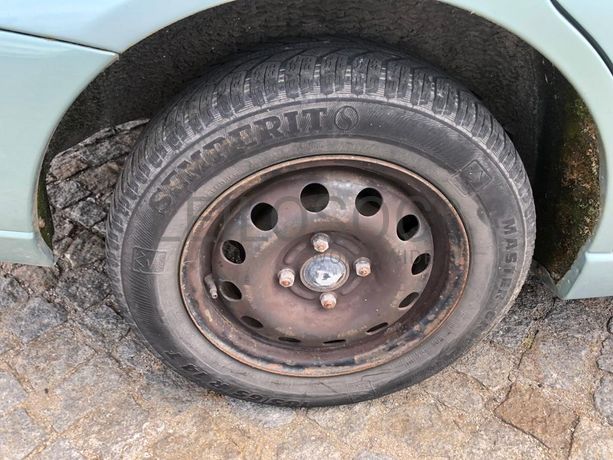 Ford Focus · Ano 2000