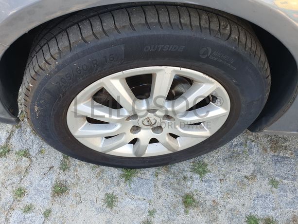 Opel Astra · Ano 2005