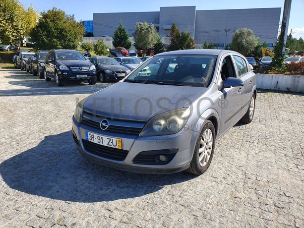Opel Astra · Ano 2005