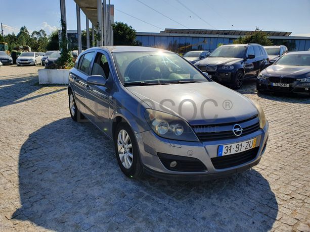 Opel Astra · Ano 2005