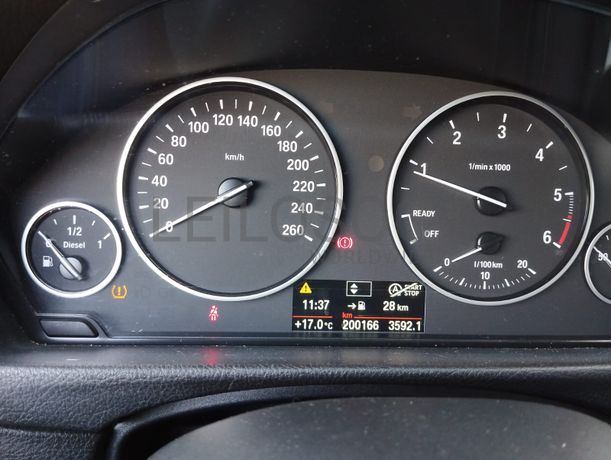 BMW 320D · Ano 2015