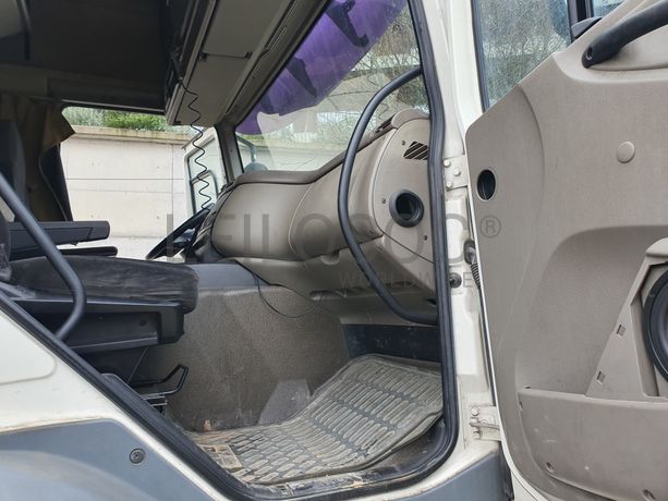 Porta Máquinas DAF CF 85.460 · Ano 2011