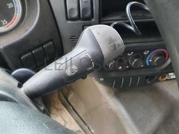 Porta Máquinas DAF CF 85.460 · Ano 2011