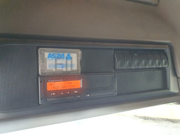 Porta Máquinas DAF CF 85.460 · Ano 2011