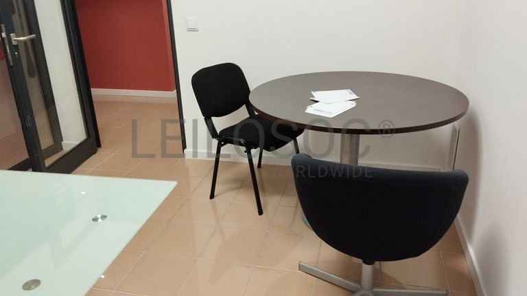 Mobiliário Escritório · Material Informático