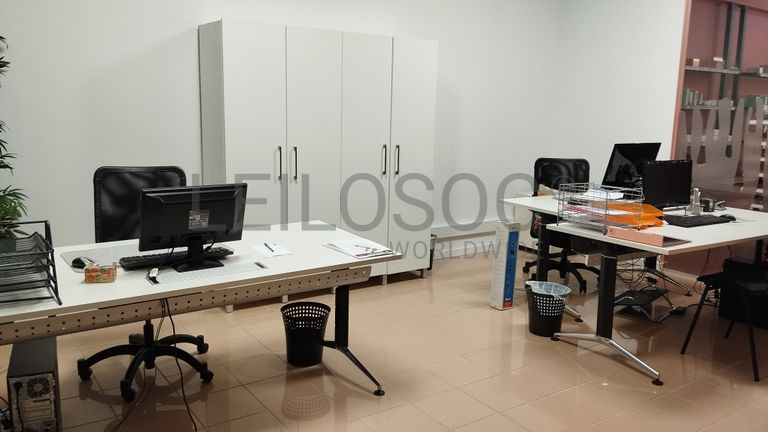 Mobiliário Escritório · Material Informático