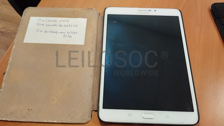 Mobiliário Escritório · Material Informático