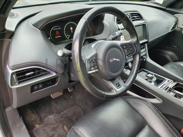 Jaguar F-Pace · Ano 2017